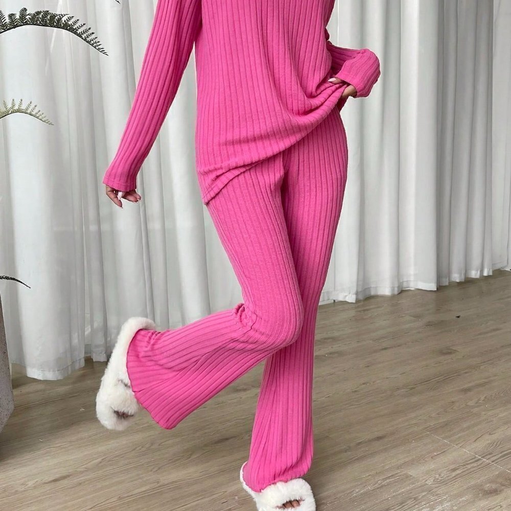 Pink Preppy Womens Mock Neck Drop Shoulder Tee & Pants - Picture 4 of 5